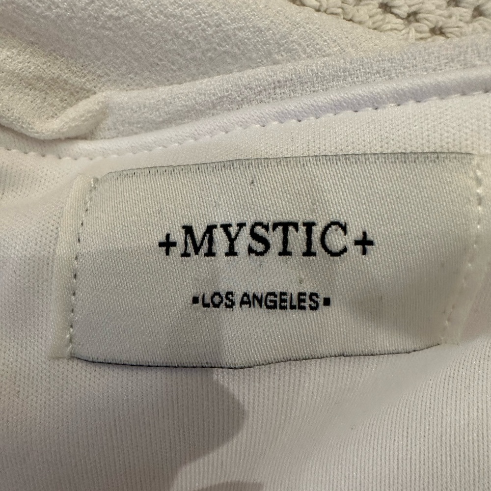 Whit strapless romper